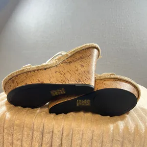 JustFab 826 | NIB White Floral Cork Espadrille Wedge Sandals White Size 9 Wedding Bridal thumbnail 8