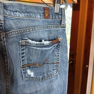 7 For All Mankind Bootcut Jeans Size 28 Distressed Low Rise Medium Wash Denim thumbnail 11