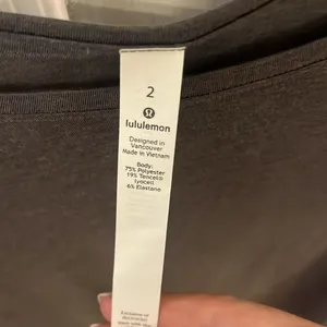 Lululemon long sleeve top thumbnail 5