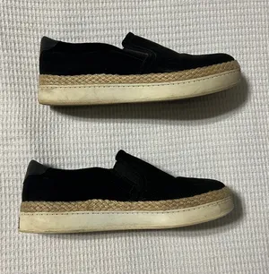 Dr. Scholl's Slip-On Black Shoes thumbnail 2