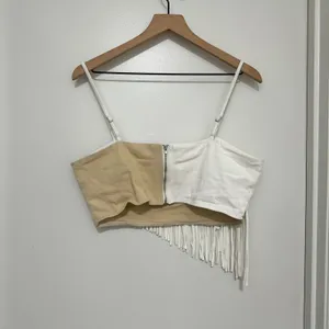 Le Lis Collection | Woman's Two Tone White Tan Ribbed Fringe Crop‎ Top, Size L thumbnail 6