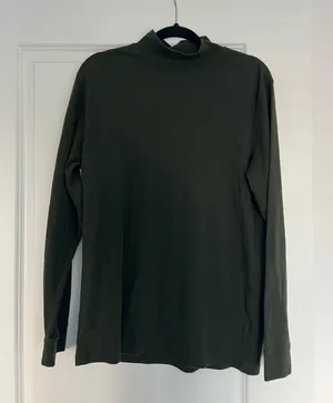 Covington Turtle Neck thumbnail 1