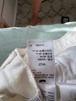 Levi’s White Jean Shorts thumbnail 3