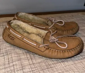 UGG Chestnut Moccasins thumbnail 1