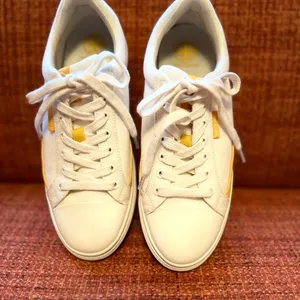 Tory Burch ivory canvas curry yellow classic court shoes Size 8.5 thumbnail 11