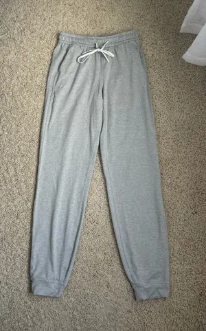 Lululemon Grey 25” Joggers thumbnail 2