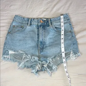 Zara Blue Jean Shorts High-Waisted Distressed Size 2 thumbnail 6