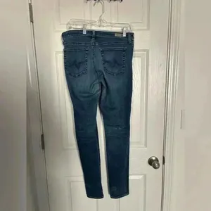 Adriano Goldschmied The Middi Mid Rise Legging Size 31 R. Medium Wash. thumbnail 4