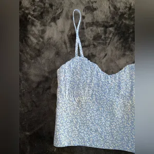 Princess Polly Tiarnie Top in Blue Size 6 thumbnail 10