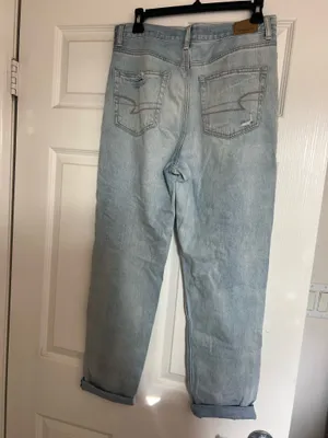 American Eagle Mom Jeans Ripped thumbnail 2