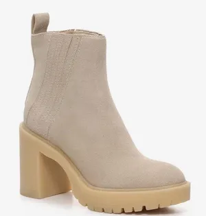 Dolce Vita Celia Ankle Boots Size 7.5 thumbnail 1
