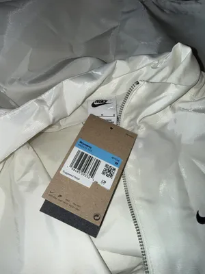 NWT Nike SZ M Sportswear Windrunner Women's Shine Vest HV2472 thumbnail 9