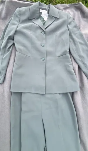 Petite Sophisticate Sea Green Pant Suit Set Size 6 thumbnail 3