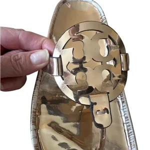 Tory Burch‎ Miller Cloud Sandals Mirrored Metallic Gold Thong Size 10 thumbnail 9