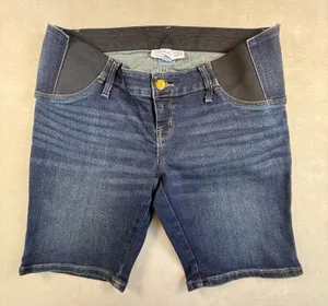 Isabel Maternity Ingrid & Isabel Dark Wash Bermuda Denim Shorts Size 4/27 thumbnail 1