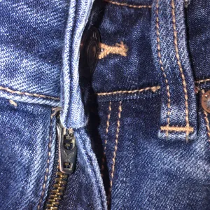 American eagle medium wash MOM jean size 4 long thumbnail 2