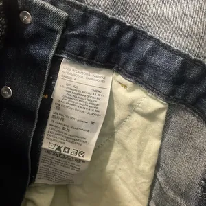 Levi’s shortalls in medium dark wash 1990’s style coverall s Medium thumbnail 9