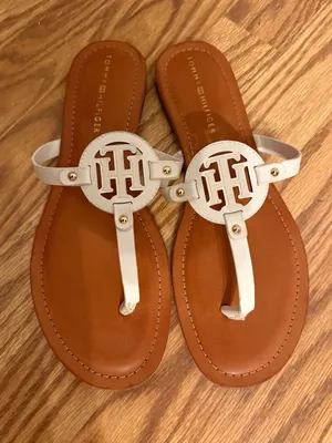 Tommy Hilfiger Litzy Flat Sandals Size 10M White T-Strap thumbnail 1