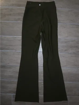 Old Navy Olive High-Rise Flare Leggings thumbnail 5