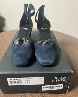 New‎ Eileen Fisher Suede Veery Suede Pump in Midnight Blue thumbnail 1