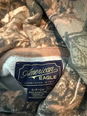 American Eagle Oversized Camo Hoodie 
Size Small thumbnail 5