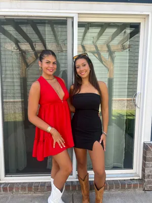 Red flowy dress thumbnail 2