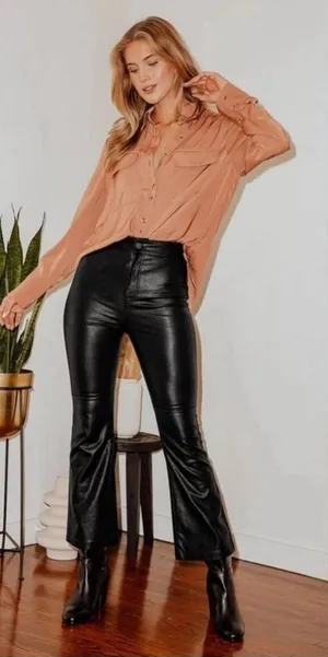 Free People Sasha‎ Kick Flare Faux Leather Pants Womens Size 4 Black Bikercore thumbnail 1