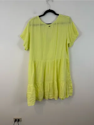 Ripcurl Lightweight Yellow V-Neck Gauzy Short Sleeve Tiered Mini Dress Size 2XL thumbnail 7