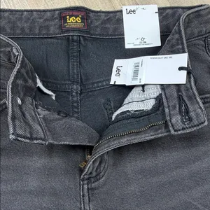 NWT Lee Black Mid Rise Frayed Hem‎ Denim Shorts Women's Size 26 Cutoff thumbnail 2