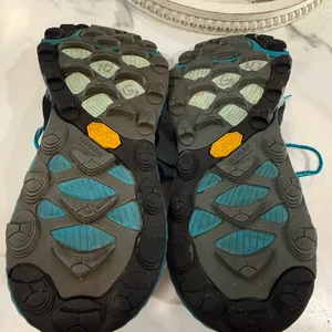 Merrell women’s Black and Teal running Sneakers thumbnail 8