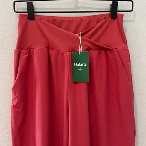 NWT HALARA SoCinched High Waisted Pants in Kapok Red Size Small thumbnail 3