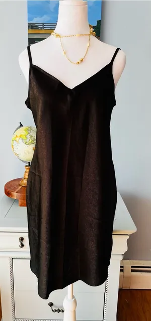 Gilly Hicks Black Slip Dress Size Medium V Neck Minimalist Y2K Festival thumbnail 1