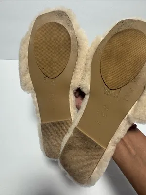 Raye Fuzzy Sandals Size 7.5 thumbnail 5