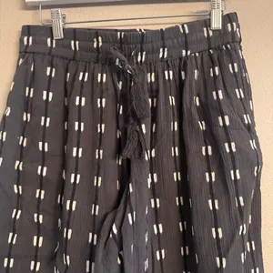 GARNET HILL Cropped Gauze Palazzo Pants‎ thumbnail 4