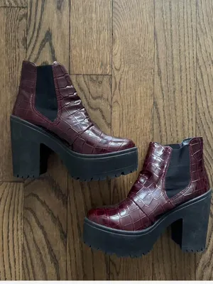 Platform Chelsea Booties in Burgundy Crocodile thumbnail 2