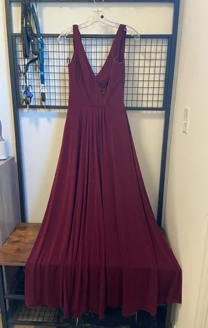 EUC | Sorella Vita women’s floor length gown — size 10‎ thumbnail 1