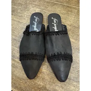 NEW Free People Black Leather San Marino Slip-On Flat Mules Size 37 Embroidered thumbnail 2