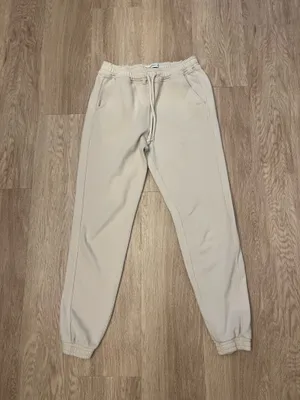 abercrombie & fitch sweatpants  thumbnail 2