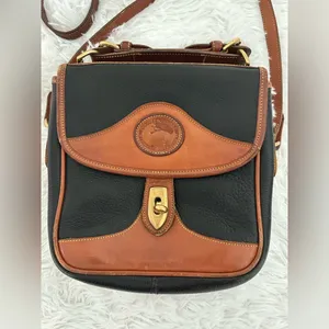 Dooney & Bourke Vintage Black Pebbled Leather Tan Trim Crossbody Bag‎ thumbnail 2