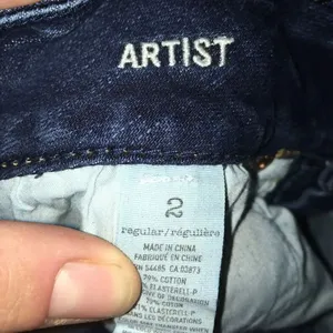 American Eagle size 2 artist cropped dark wash jeans thumbnail 2