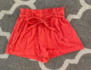 AMERICAN EAGLE PAPER BAG RED LINEN SHORTS - women’s large thumbnail 1