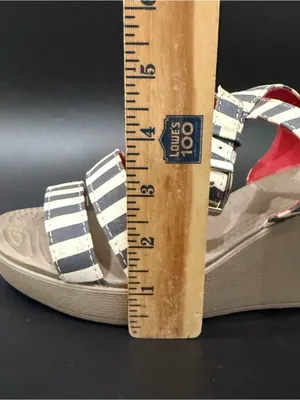 CROCS Leigh Nautical Striped Ankle Strap Wedge Sandals Size 8 thumbnail 14