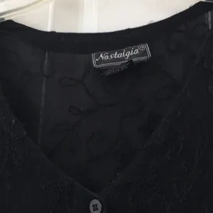 FINAL MARKDOWN Ladies’ Nostalgia Embroidered Button thumbnail 4