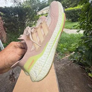 RARE Adidas Ultraboost 21 Womens Running Shoes Size 7.5 thumbnail 2