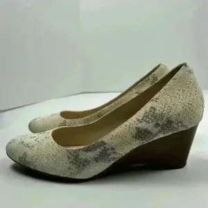 COLE HAAN The Go-to Wedge Chalk Python Snake  Print- Size 8.5‎ thumbnail 3