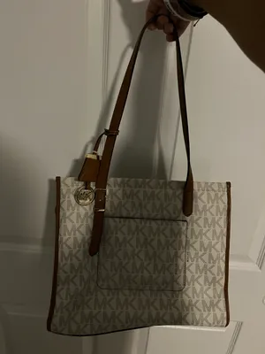 Michael Kors Purse thumbnail 4