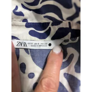 Zara Cotton Shirt Midi Dress Small Blue White Damask Floral Breezy Light thumbnail 4