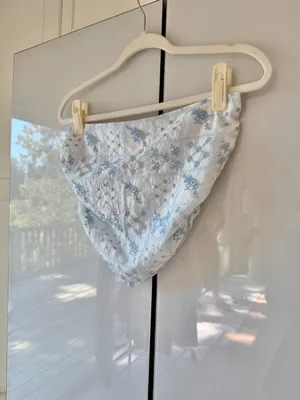 Reformation Dillon Blue and White Top Size XS/0 (Runs Large) - Like New thumbnail 3