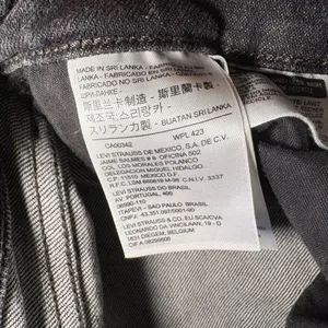 Levis 711 Skinny Jeans‎ Womens 26x28 Distressed Faded Black Denim Pants Grunge thumbnail 12