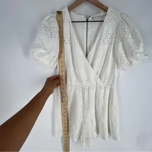 Alice + Olivia Eyelet Lace Romper Wrap‎ Puff Sleeve White Exposed Zipper Size 6 thumbnail 11